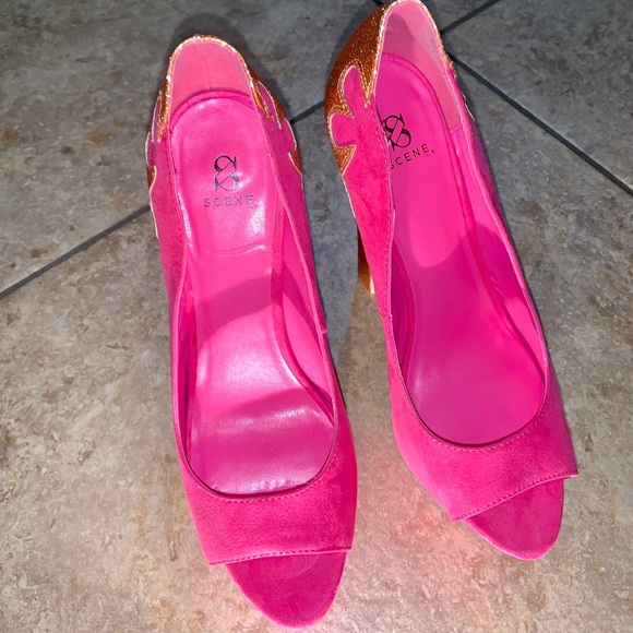 SHOE DAZZLE “Scene” pink & orange glitter platform pumps - Picture 6 of 8